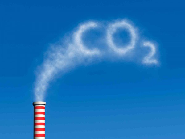 Концентрация углекислого газа в атмосфере может достичь исторического порога