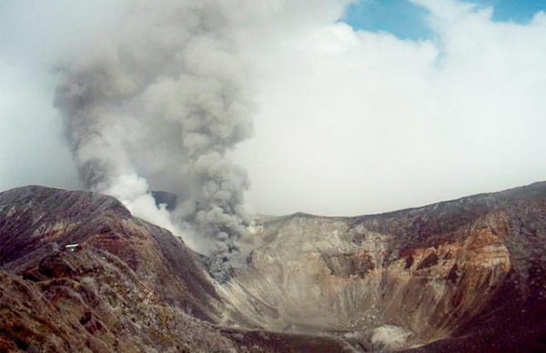 В Северной Америке проснулся вулкан Турриальба