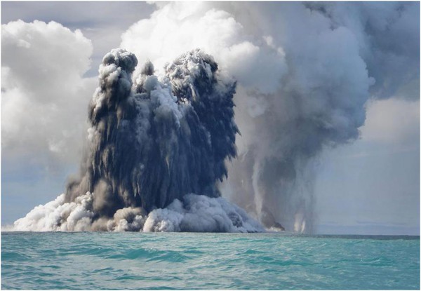 Индийские специалисты исследуют подводный вулкан 
