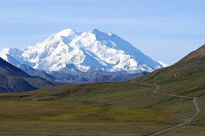 Высочайшая гора Северной Америки оказалась ниже на 25 метров