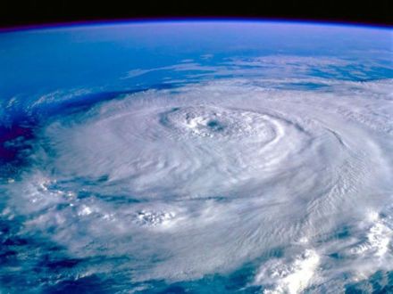 Возможно, населению острова Идзу Осима будет рекомендовано готовиться к эвакуации из-за очередного тайфуна