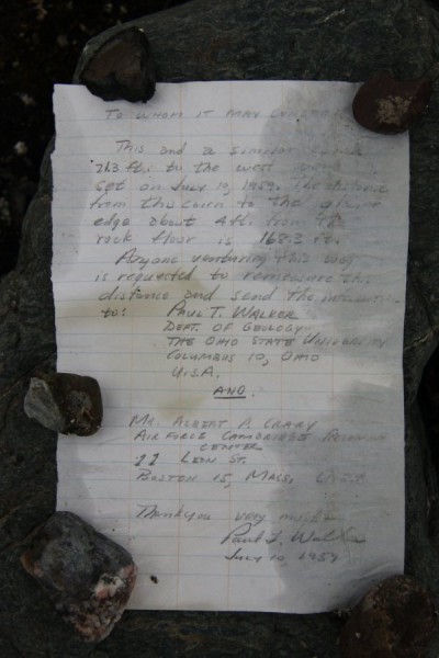 Ученые нашли в Арктике письмо в бутылке, написанное коллегой в 1959 г