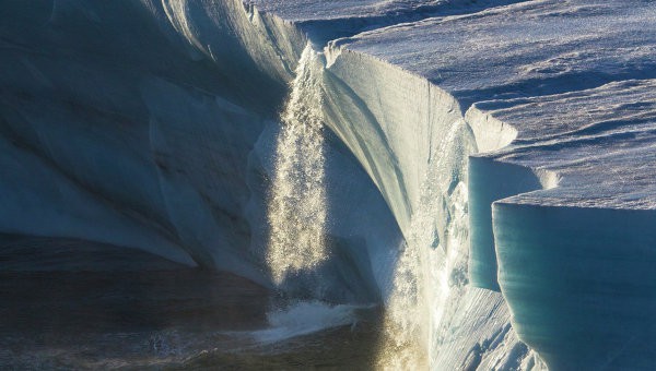 Арктические ураганы дирижируют доставкой тепла к полюсу 