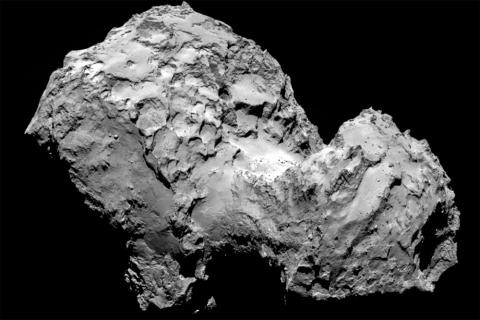 Ученый: Поверхность кометы Чурюмова-Герасименко похожа на плохо пропеченный пирог