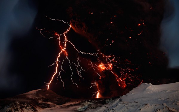 Катастрофа XXI века: извержение вулкана Эйяфьятлайокудль