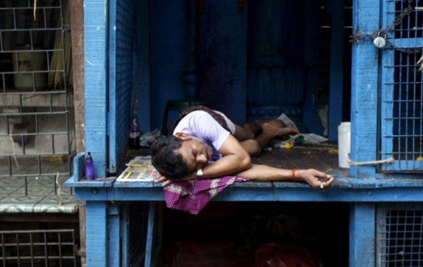 В Индии из-за жары погибли уже больше тысячи человек