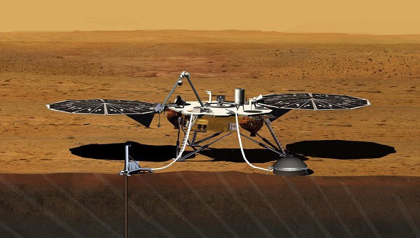 НАСА начало проверку марсианского спускаемого модуля Insight