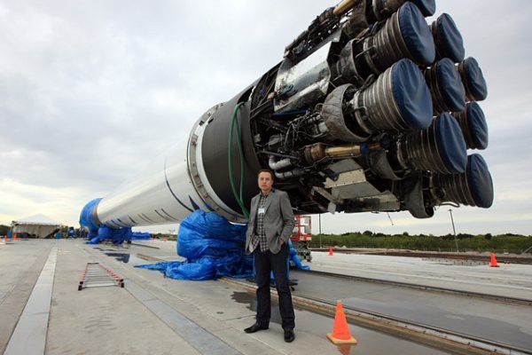 Компания SpaceX перенесла на сутки запуск ракеты Falcon 9