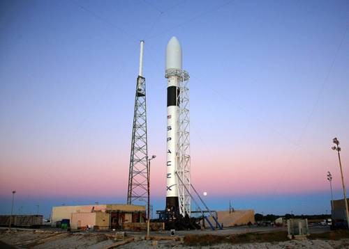 Новая космическая эра: SpaceX наконец-то удачно посадила Falcon 9