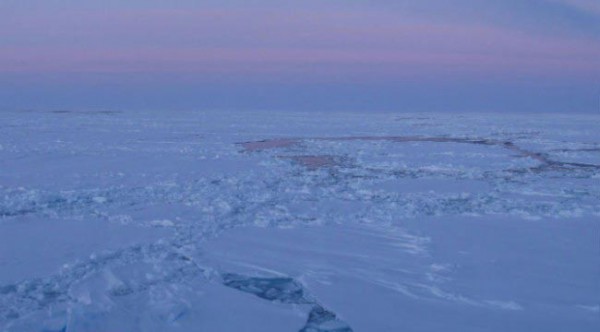 В Антарктиде подо льдом может находиться огромное озеро