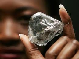 Алмазы из космоса найдены в Сибири