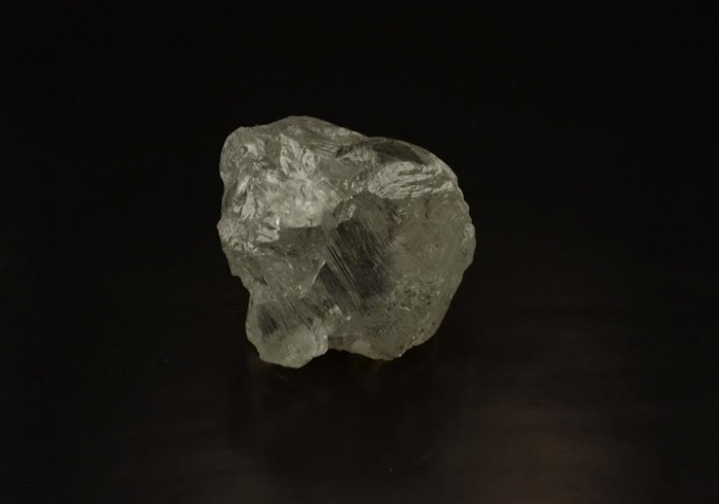 Алмаз в 207 карат, найденный на «Зарнице», назвали «Дети Азии»