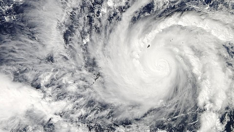 Разгадана загадка образования тайфунов и циклонов