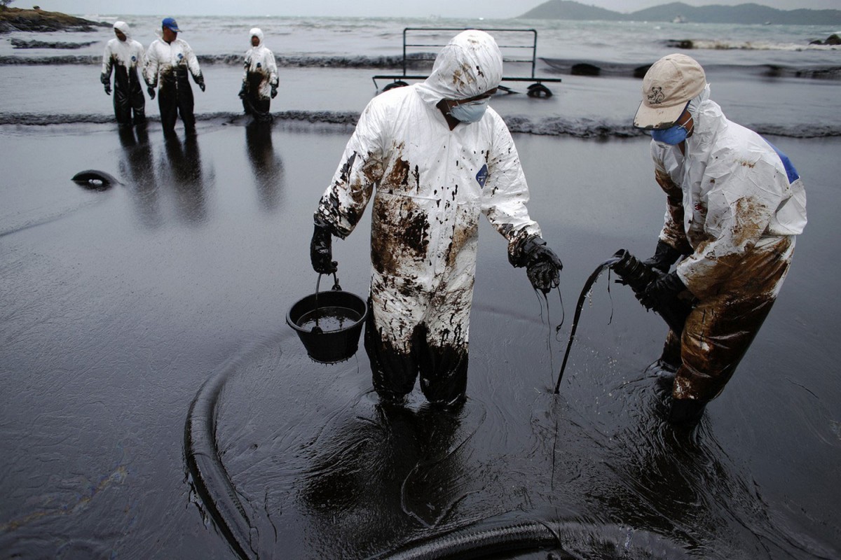 Ликвидация разливов нефти