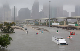 На штат Техас  ураган «Харви» вылил 57 трлн. литров воды