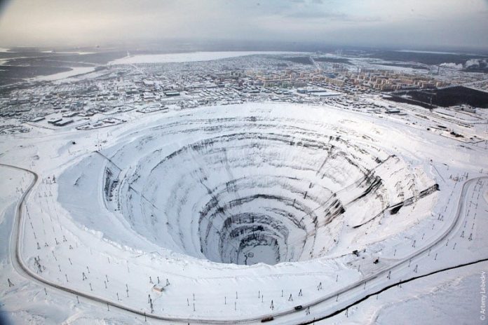 АЛРОСА планирует в будущем возобновить работы на руднике «Мир»
