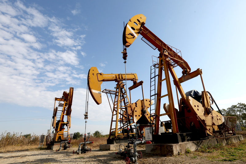 Стоимость нефти будет определяться иранскими санкциями.