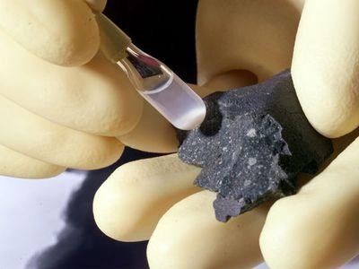 Ученые нашли новые осколки "пришельца": "Это позволит говорить о том, что это каменный метеоритный дождь"
