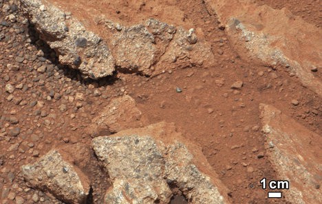 Марсоход Curiosity снова "усыпили" из-за солнечного шторма