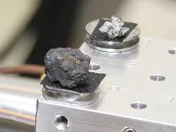 Из чего состоит челябинский метеорит и откуда он взялся - выяснили ученые