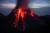 Ученые сообщили о высокой вероятности прорыва лавы на склоне вулкана на Камчатке