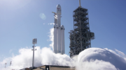 SpaceX произвела успешный запуск сверхтяжелой ракеты Falcon Heavy