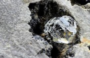 Ученые внутри алмаза обнаружили сверхплотный лед