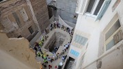 Ученые планируют продолжать раскопки в Александрии, где был найден черный саркофаг