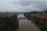 Река По вышла из берегов и затопила Турин
