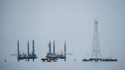 Страны ОПЕК+ в 2019 году начнут сокращение нефтедобычи