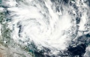 На Индию движется мощный циклон «Вайю»